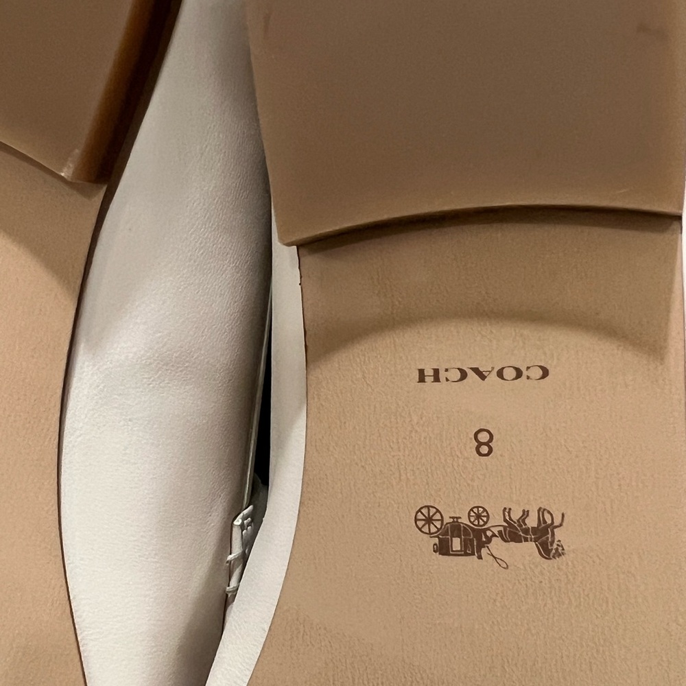 Coach Women's Cream Loafers with Gold Detail - Picture 13 of 14